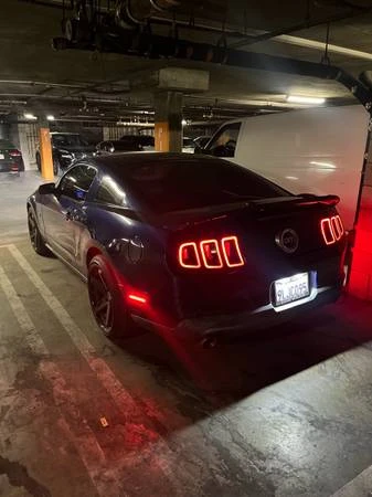 2010 Ford S197 Mustang - Image 4 of 6