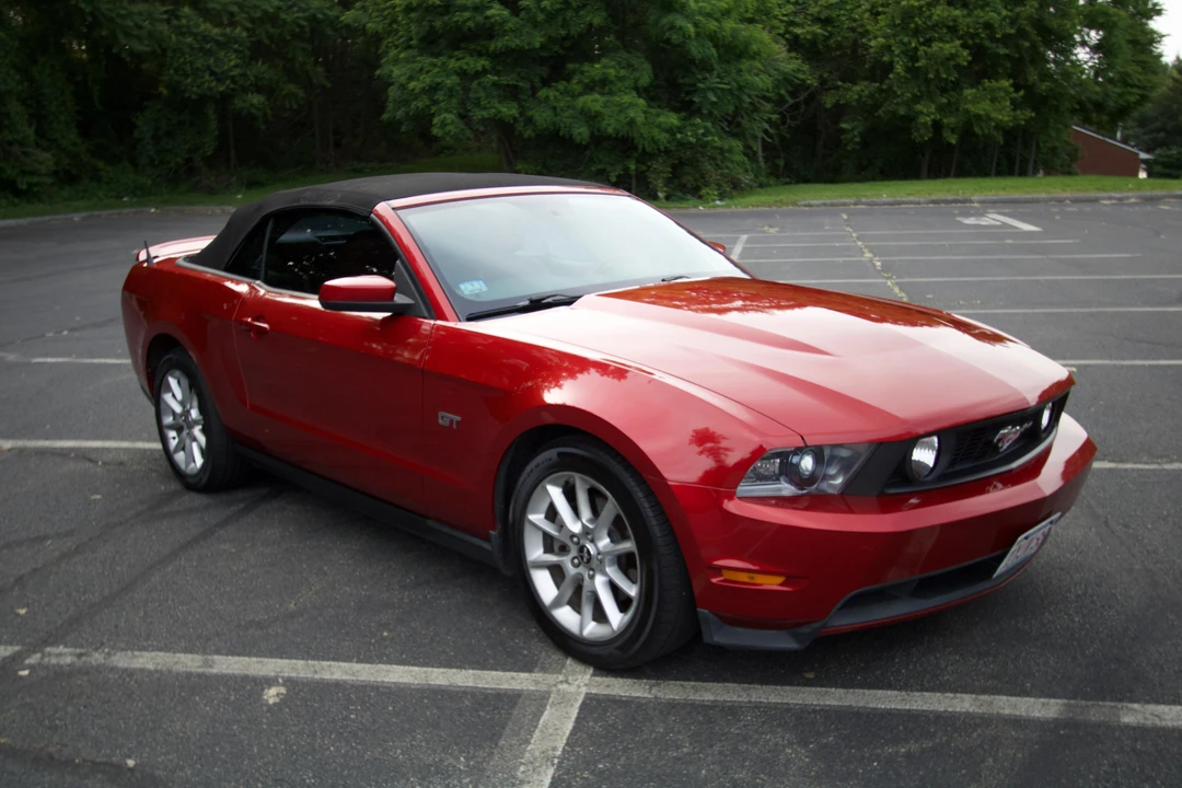 2010 Ford S197 Mustang - Image 17 of 31