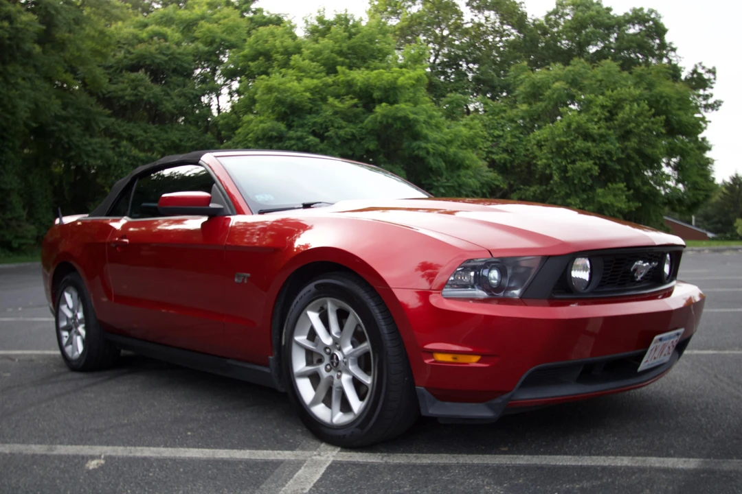 2010 Ford S197 Mustang - Image 16 of 31