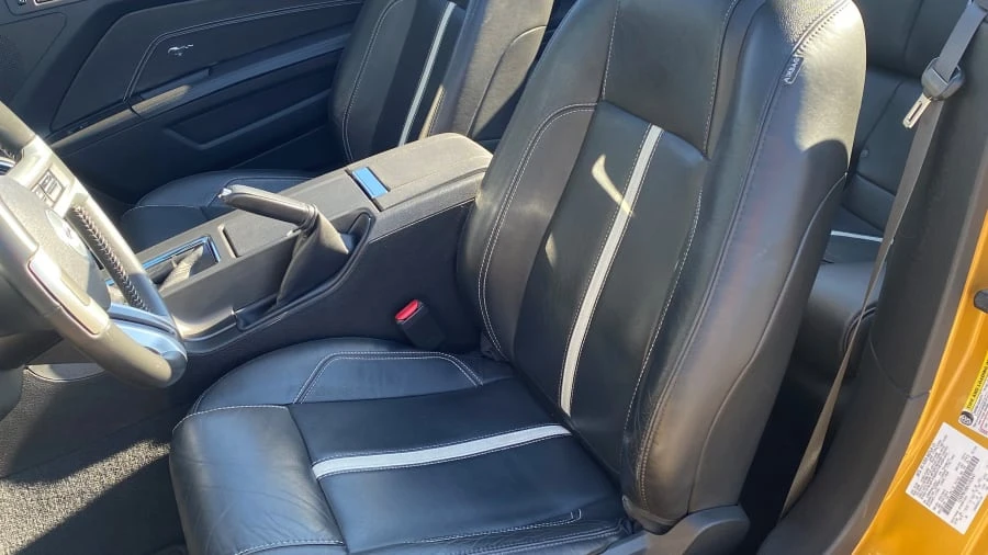 2010 Ford S197 Mustang - Image 21 of 27