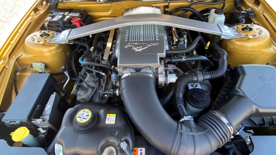 2010 Ford S197 Mustang - Image 24 of 27