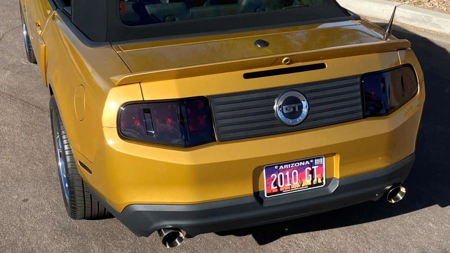 2010 Ford S197 Mustang - Image 15 of 27