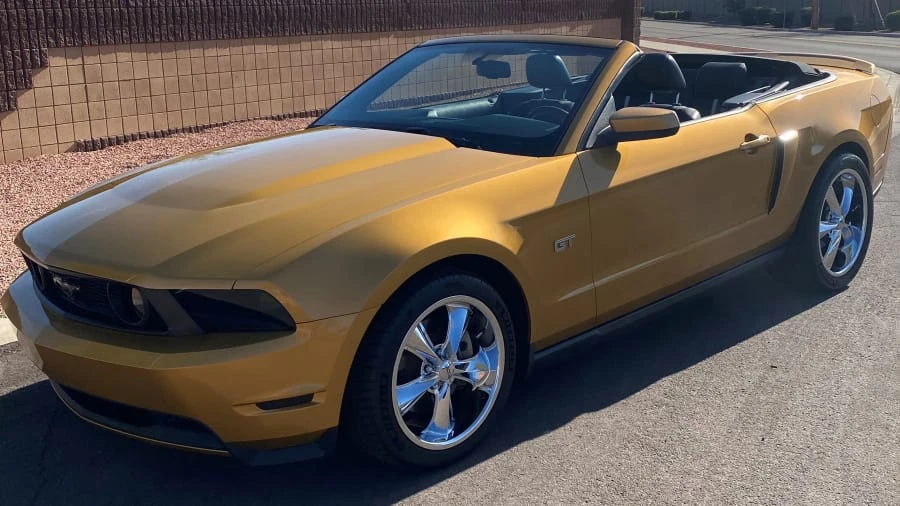 2010 Ford S197 Mustang - Image 19 of 27