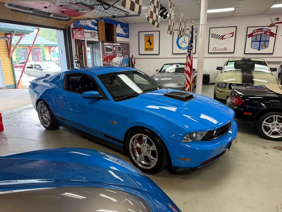 2010 Ford S197 Mustang GT - Image 3 of 31