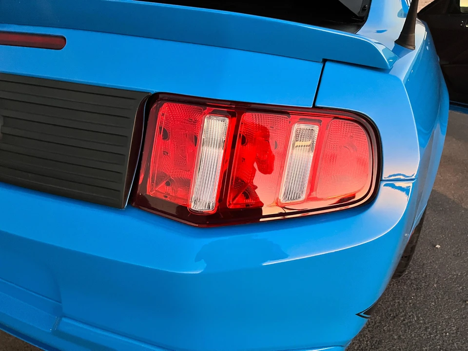 2010 Ford S197 Mustang - Image 18 of 31