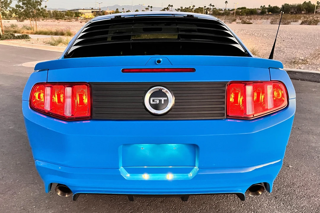 2010 Ford S197 Mustang - Image 5 of 31