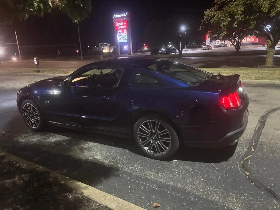 2010 Ford S197 Mustang - Image 4 of 4