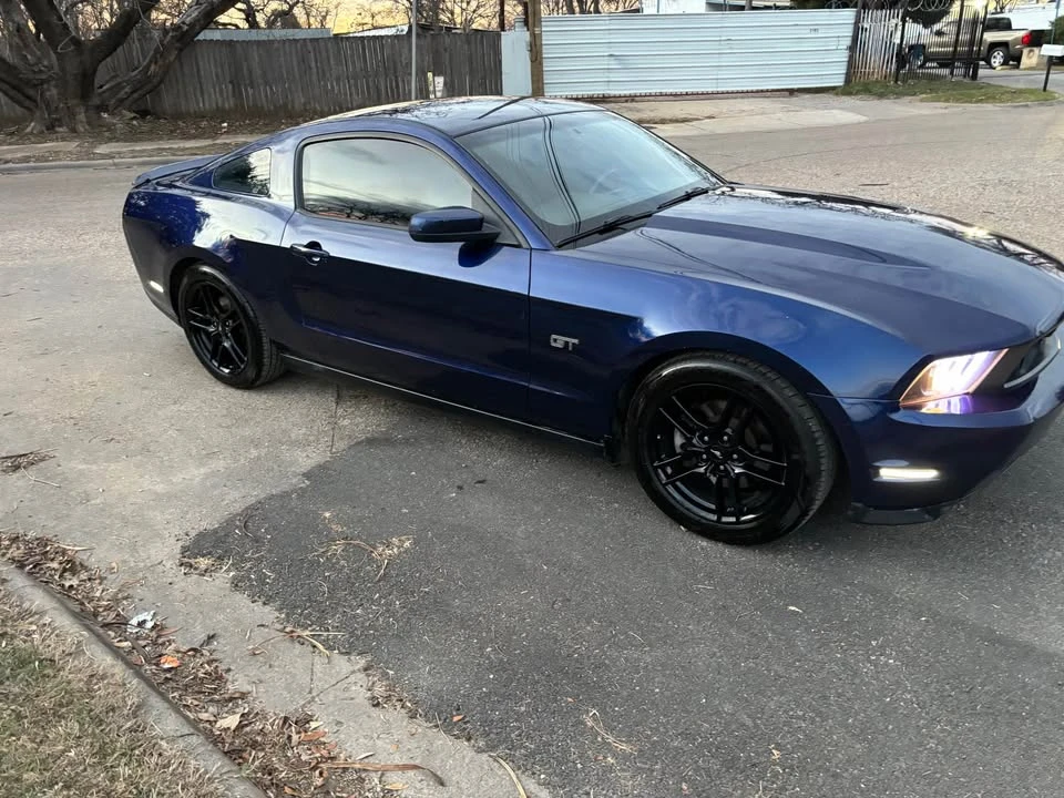 2010 Ford S197 Mustang - Image 5 of 9