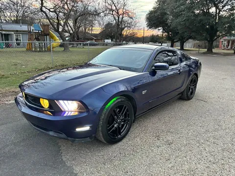 2010 Ford Mustang GT Premium Coupe