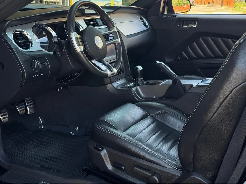 2010 Ford S197 Mustang GT - Image 13 of 20