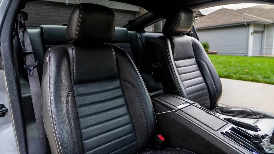 2010 Ford S197 Mustang GT - Image 8 of 11