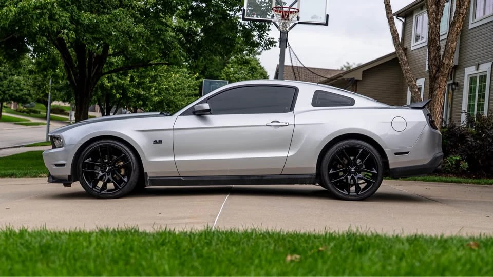 2010 Ford S197 Mustang GT - Image 3 of 11