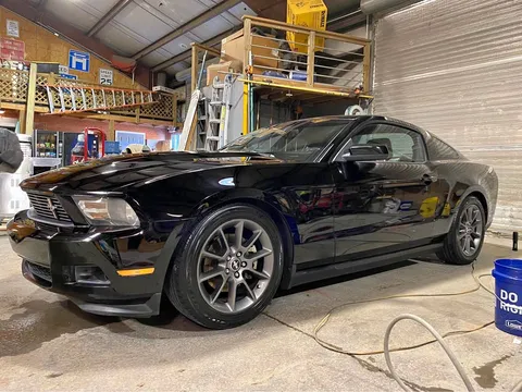 2010 Ford Mustang GT Premium Coupe 2D