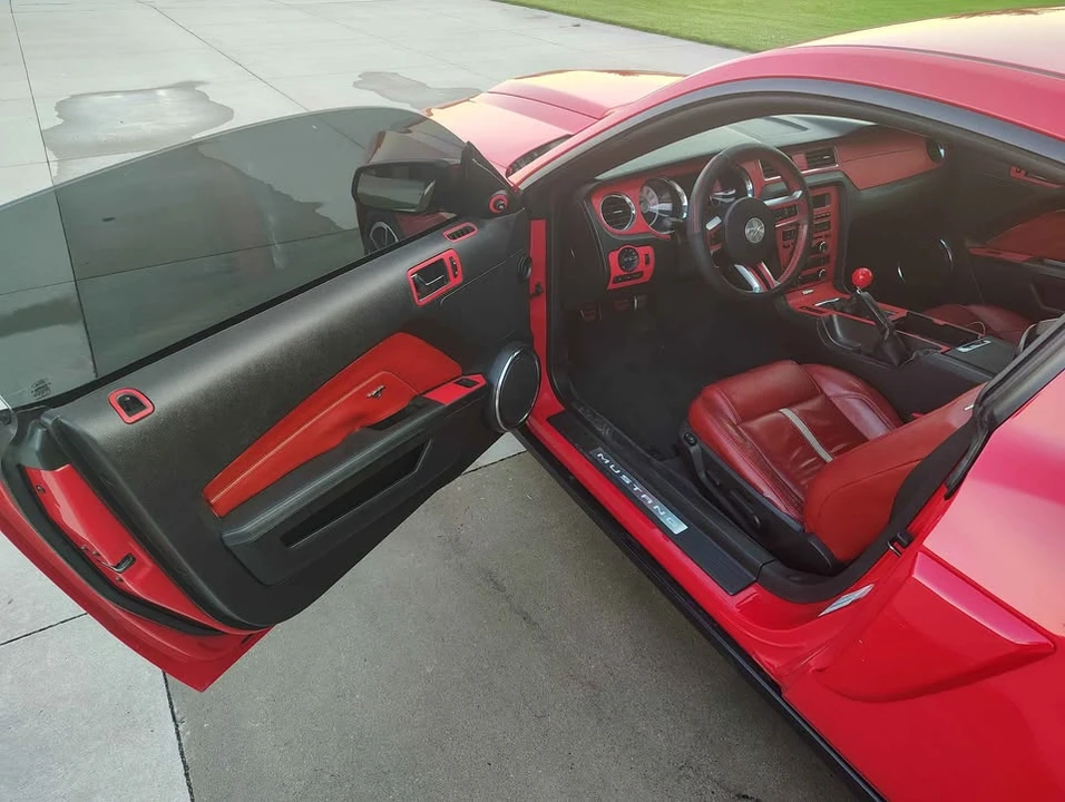 2010 Ford S197 Mustang GT - Image 11 of 13