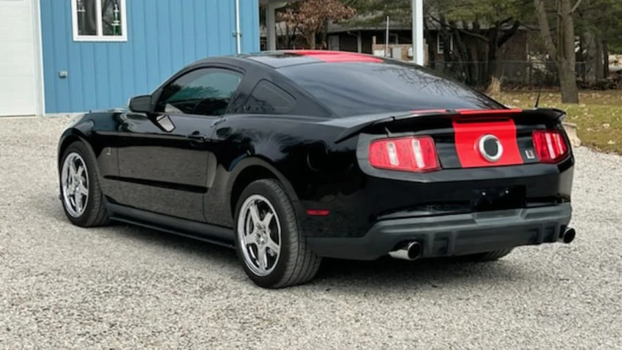 2010 Ford S197 Mustang - Image 7 of 17