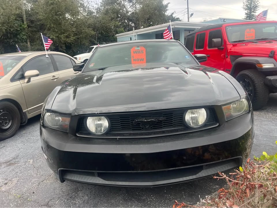 2010 Ford S197 Mustang - Image 2 of 10
