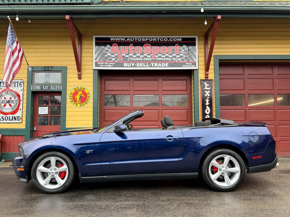 2010 Ford S197 Mustang - Image 13 of 21