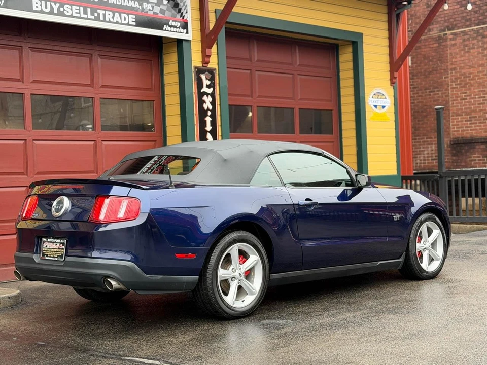 2010 Ford S197 Mustang - Image 5 of 12