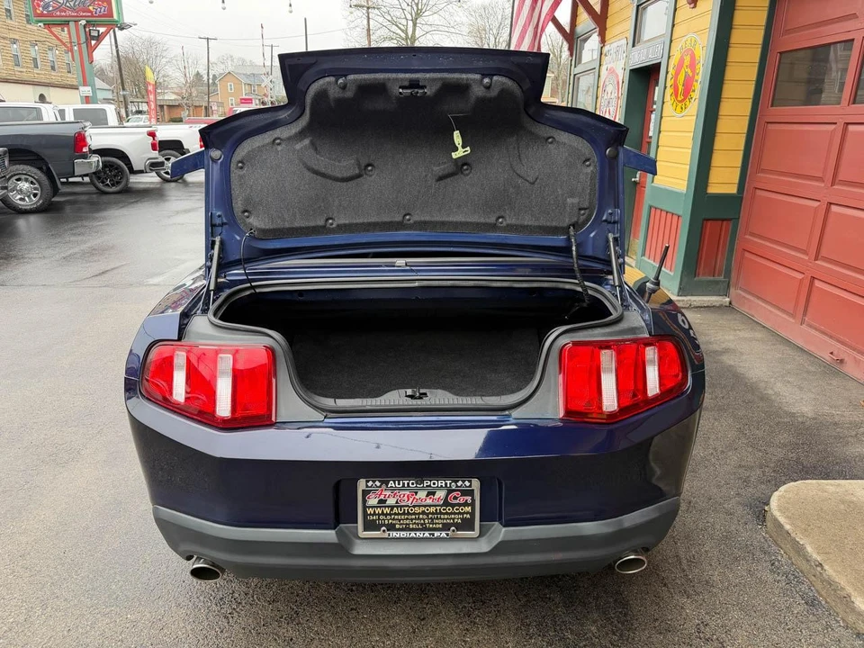 2010 Ford S197 Mustang - Image 19 of 21