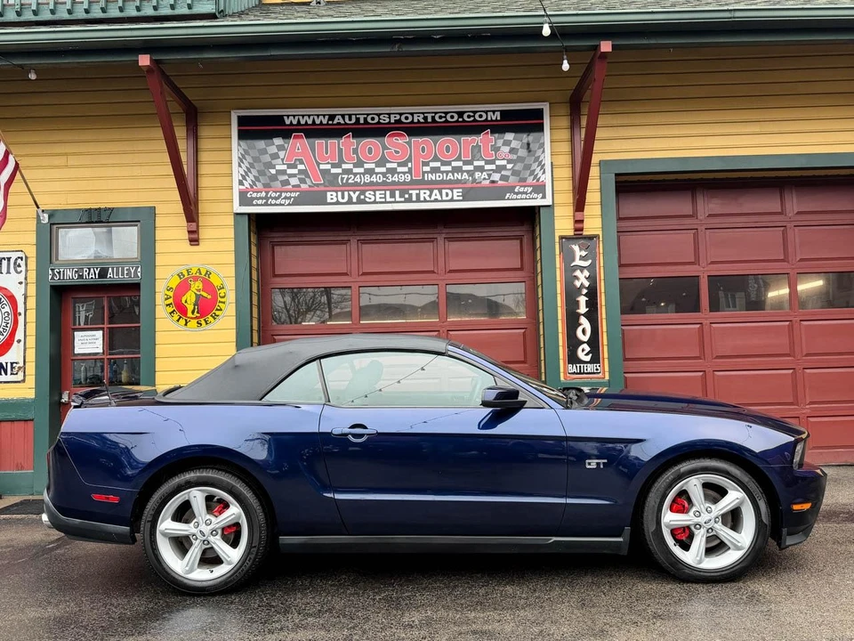 2010 Ford S197 Mustang - Image 4 of 12