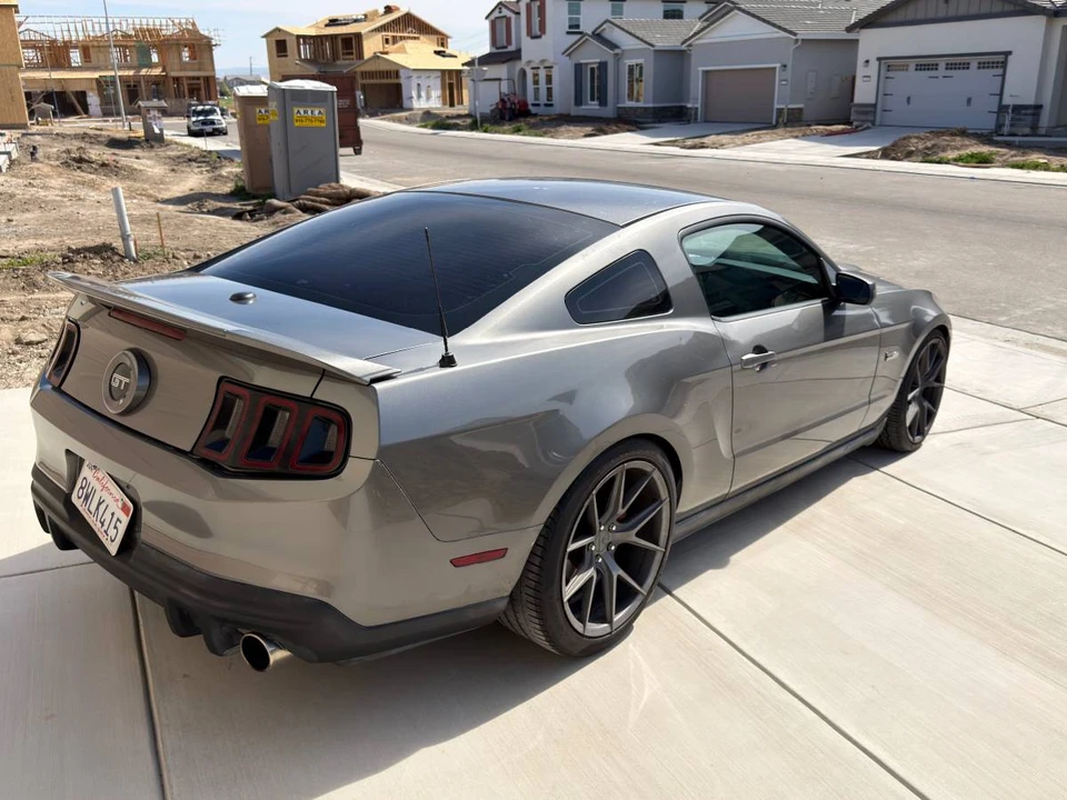 2010 Ford S197 Mustang GT - Image 12 of 24