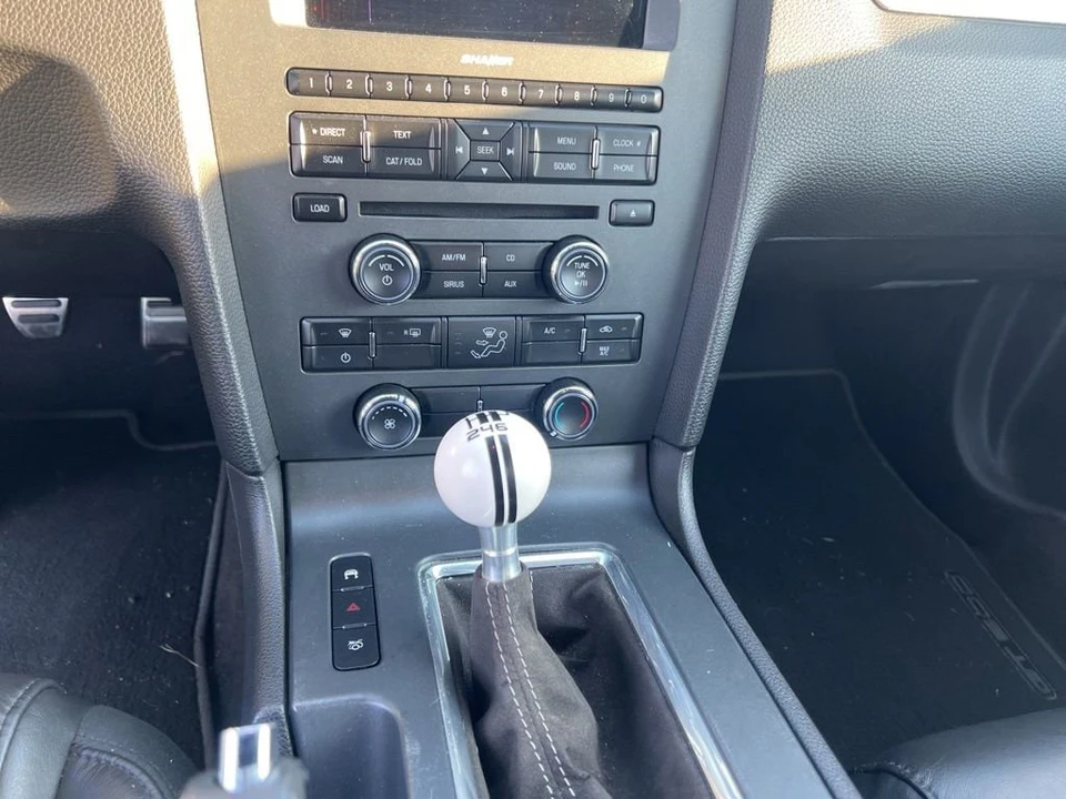 2010 Ford S197 Mustang - Image 11 of 13