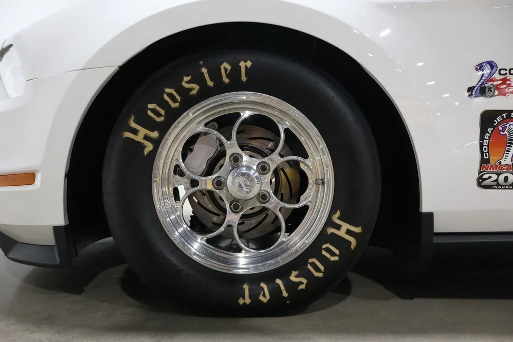 2010 Ford S197 Mustang - Image 13 of 21