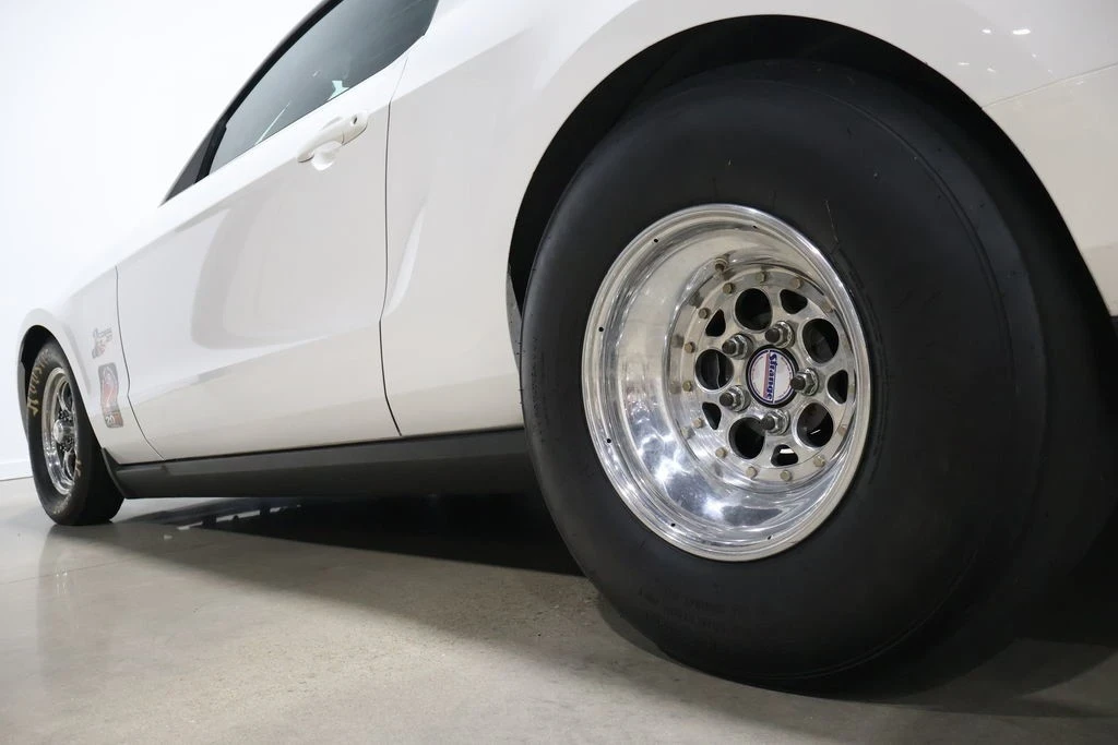 2010 Ford S197 Mustang - Image 11 of 21