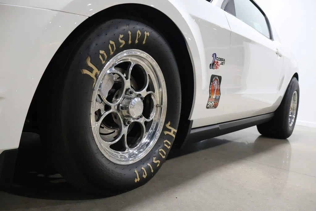 2010 Ford S197 Mustang - Image 14 of 21