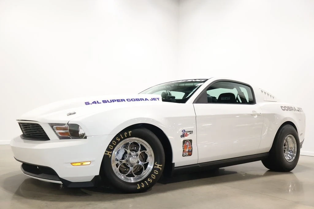 2010 Ford S197 Mustang - Image 2 of 21