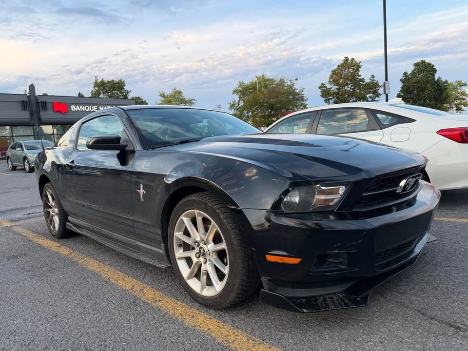 2010 Ford S197 Mustang - Image 3 of 6