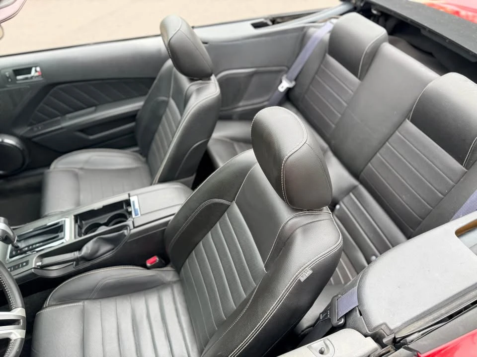 2010 Ford S197 Mustang - Image 17 of 20