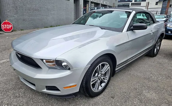 2010 Ford Mustang V6 Convertible