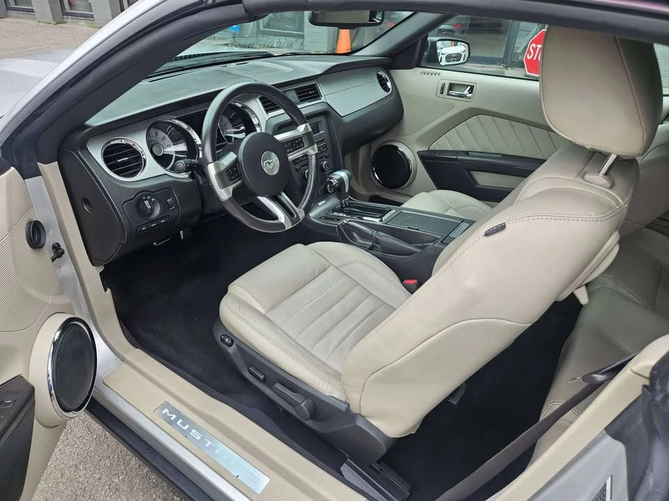 2010 Ford S197 Mustang - Image 8 of 8