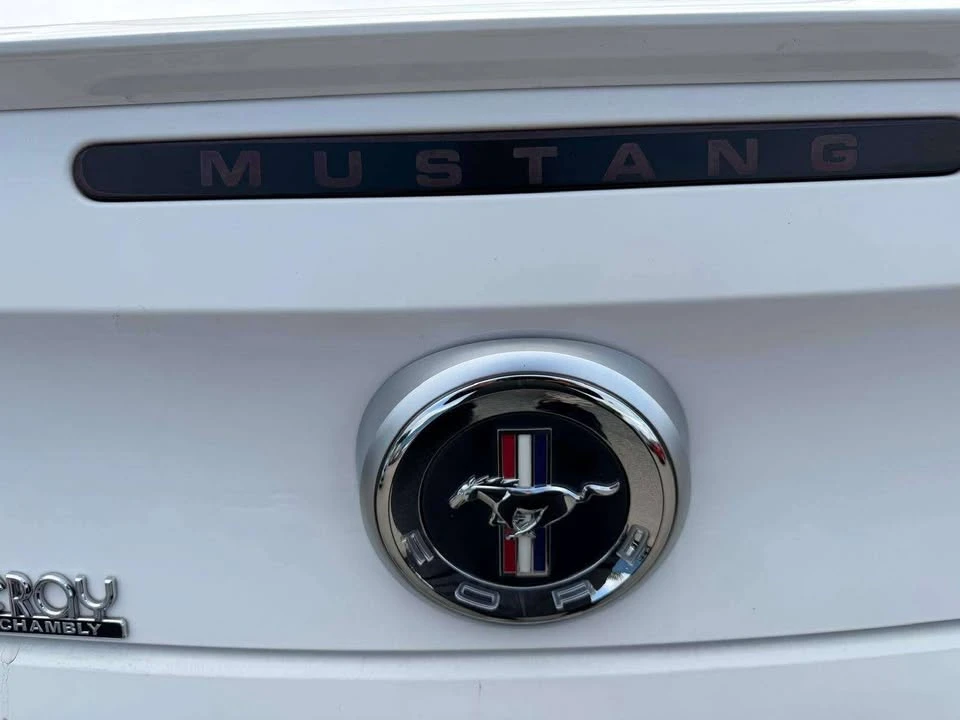 2010 Ford S197 Mustang - Image 15 of 20