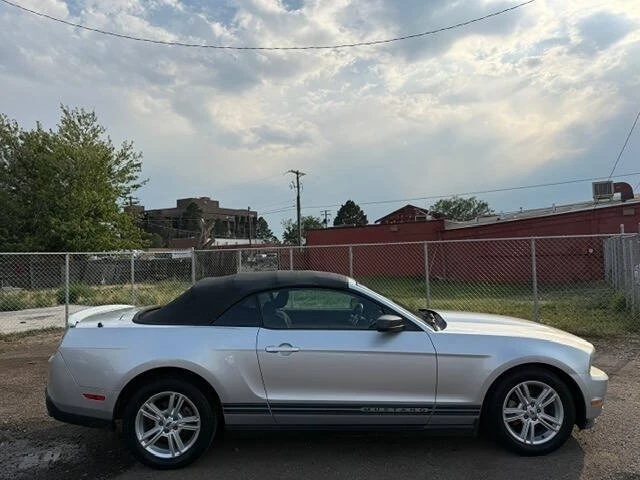 2010 Ford S197 Mustang - Image 5 of 17