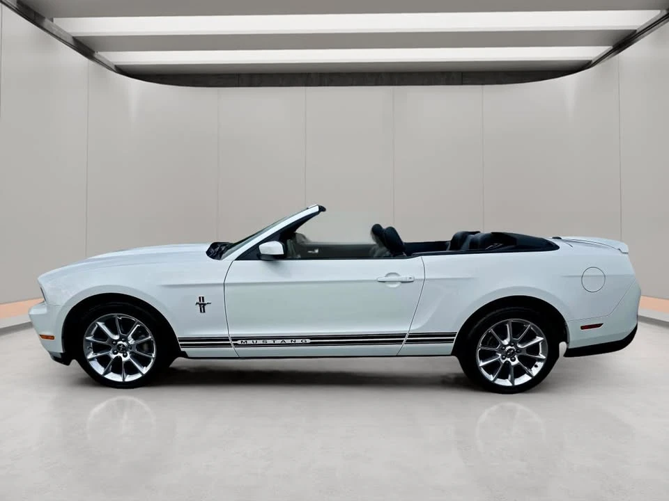 2010 Ford S197 Mustang - Image 2 of 19