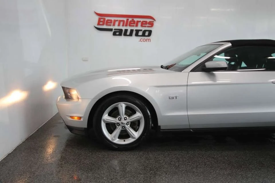 2010 Ford S197 Mustang - Image 6 of 15