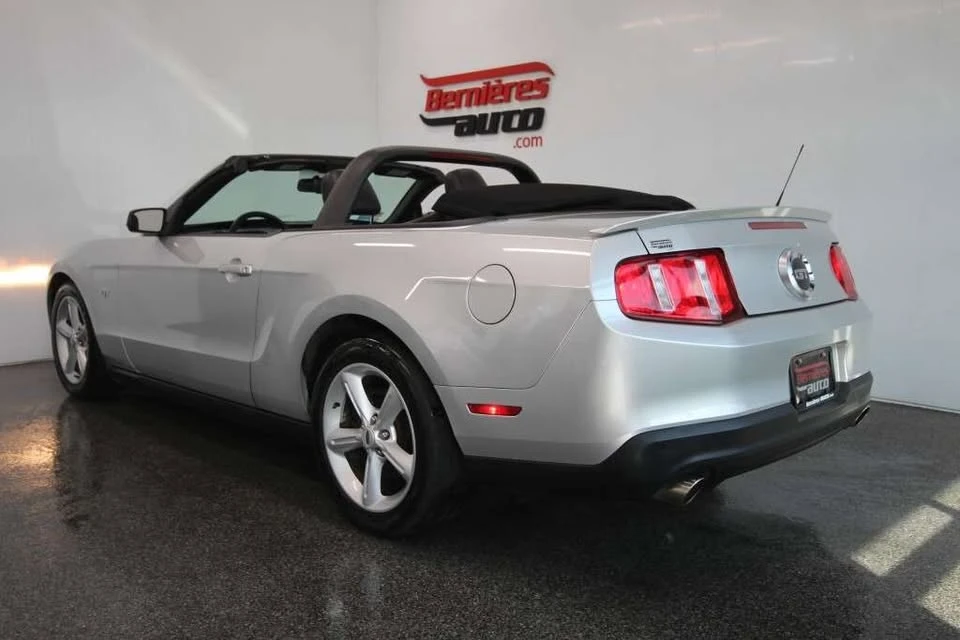 2010 Ford S197 Mustang - Image 14 of 15