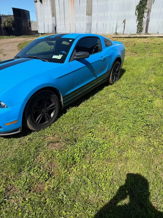 2010 Ford S197 Mustang - Image 8 of 9