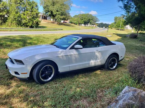 2010 Ford Mustang Convertible