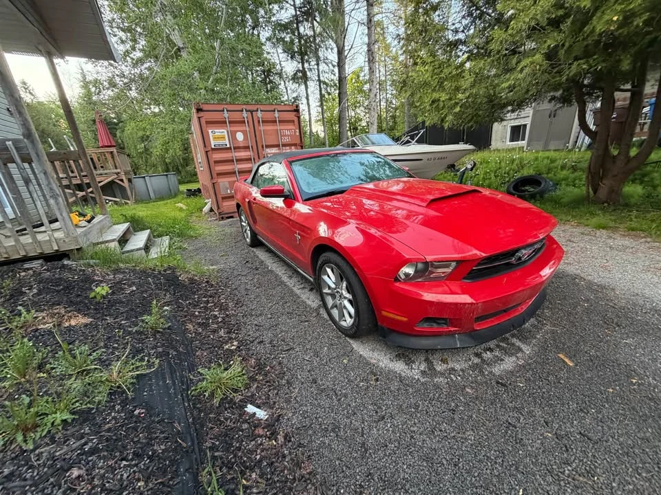 2010 Ford S197 Mustang - Image 3 of 10