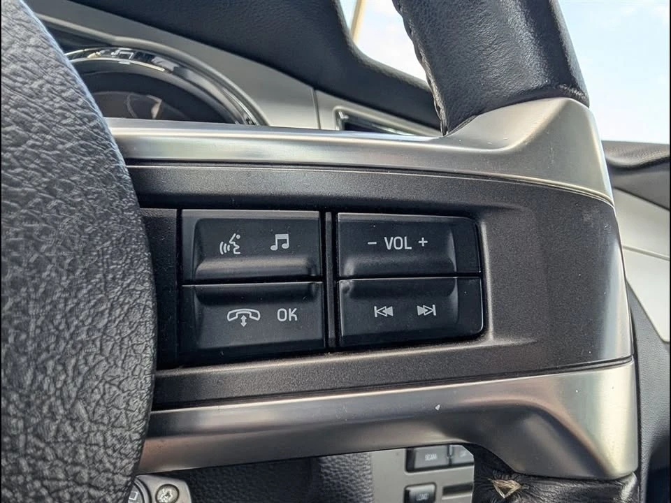 2010 Ford S197 Mustang - Image 12 of 17