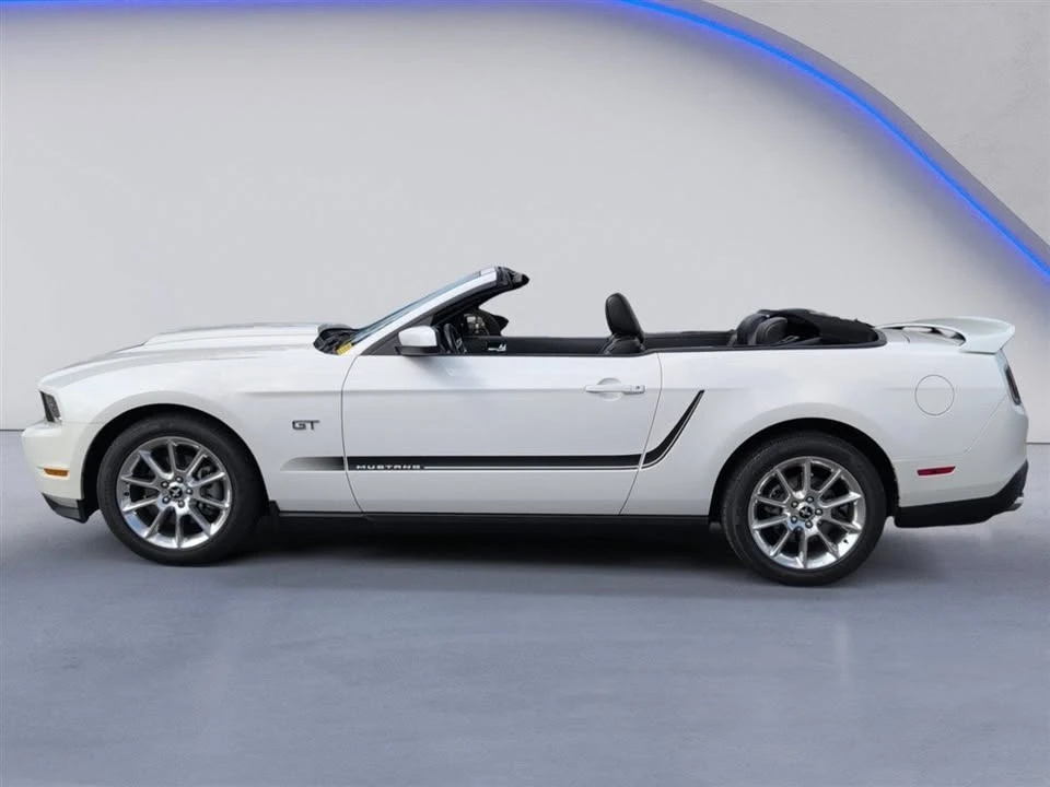 2010 Ford S197 Mustang - Image 5 of 17