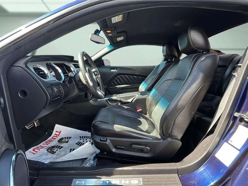 2010 Ford S197 Mustang - Image 6 of 12