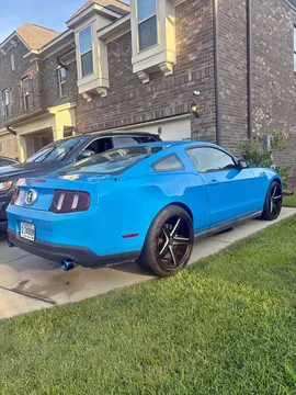 2010 Ford Mustang V6