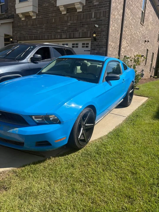 2010 Ford S197 Mustang - Image 3 of 3