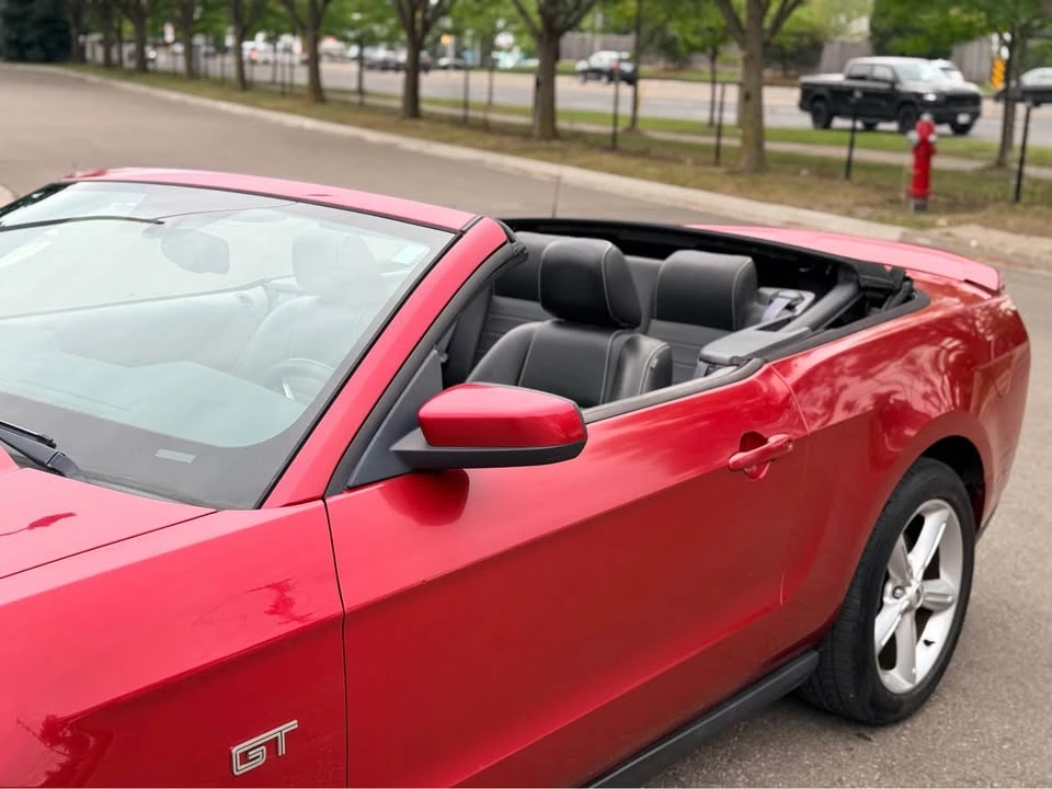 2010 Ford S197 Mustang - Image 13 of 20