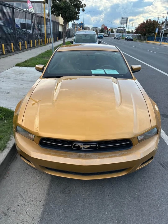 2010 Ford S197 Mustang - Image 3 of 12