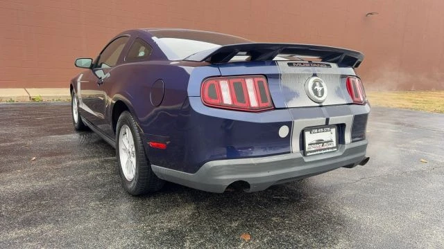 2010 Ford S197 Mustang - Image 9 of 16